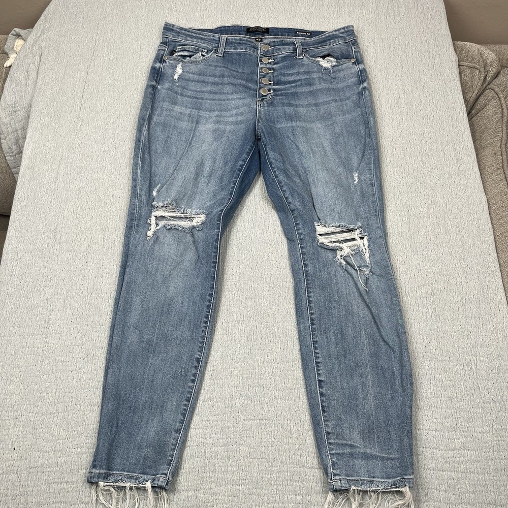 Judy Blue Jeans Womens 13/31 Blue Boyfriend Fit Distressed Raw Hem Button Fly